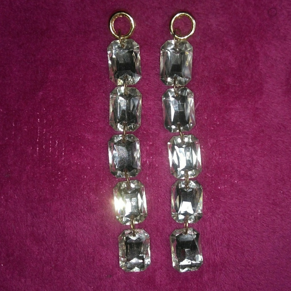 Very pretty nickel free square diamond earrings